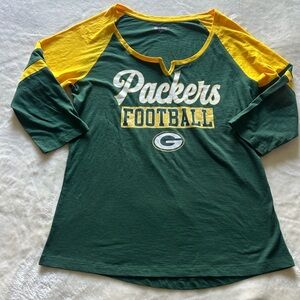 NFL Team Apparel Green and Gold Shirt size XL